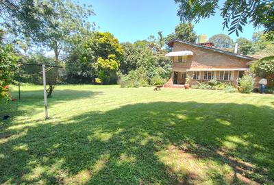 2 Bed House with En Suite at Lakeview