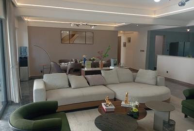 Serviced 4 Bed Apartment with En Suite in Kileleshwa