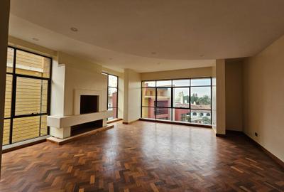 5 Bed Villa with En Suite at Naushad Merali Drive - 4