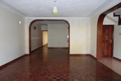 4 Bed Townhouse with En Suite at Lavington