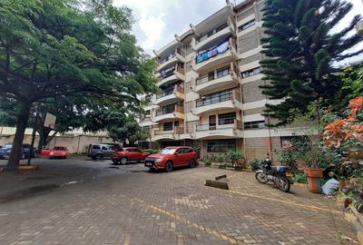 5 Bed Apartment with En Suite at Mpaka Road