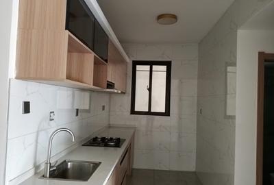 1 Bed Apartment with En Suite in Riverside