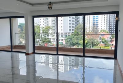 3 Bed Apartment with En Suite in Kileleshwa