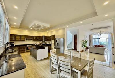 4 Bed Apartment with En Suite at General Mathenge - 4