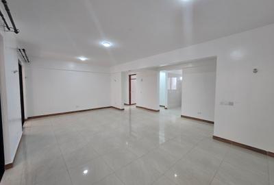 3 Bed Apartment with En Suite in Nyali Area