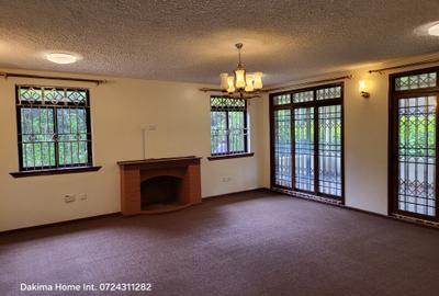 5 Bed Townhouse with En Suite in Lower Kabete