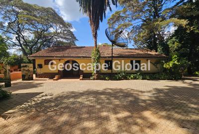 4 Bed House with En Suite in Loresho