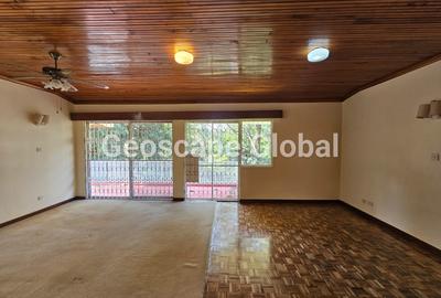 5 Bed House with En Suite in Nyari - 3