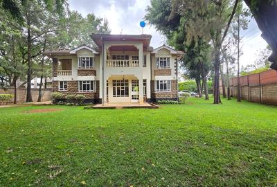 5 Bed House with En Suite in Lavington