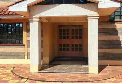 4 Bed Townhouse with En Suite at Bamboo - 2