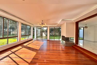 4 Bed Villa with En Suite in Karen