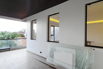 4 Bed Apartment with En Suite in Spring Valley - 4