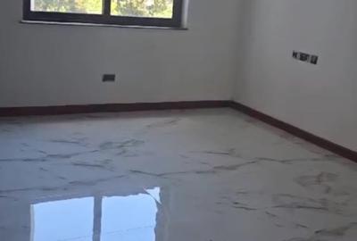 3 Bed Apartment with En Suite in Kileleshwa