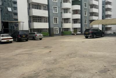 3 Bed Apartment with En Suite in Lavington