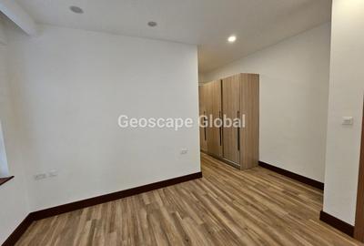 3 Bed Apartment with En Suite in Parklands - 3