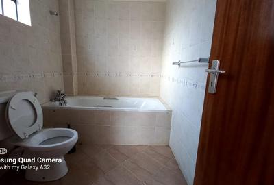 4 Bed Townhouse with En Suite at Spring Valley - 4