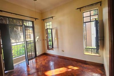 4 Bed Townhouse with En Suite in Kiambu Road