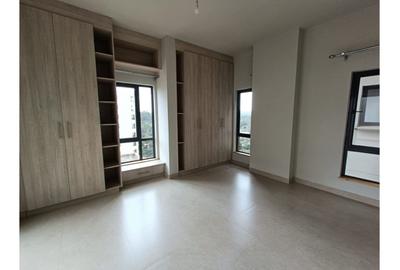 Serviced 3 Bed Apartment with En Suite in Kileleshwa