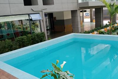 2 Bed Apartment with En Suite at Riverside Drive - 4