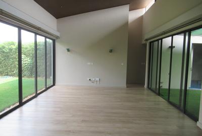 3 Bed Townhouse with En Suite at Off Kiambu Rd - 4