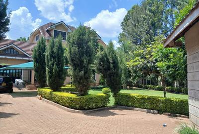 5 Bed House with En Suite at Kiwanja