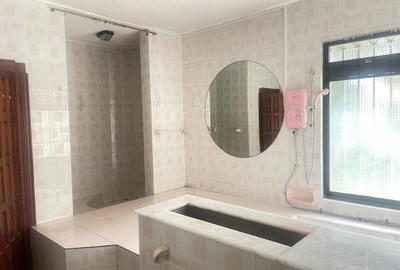 5 Bed Villa with En Suite in Muthaiga - 4