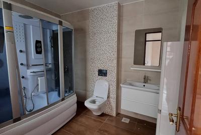 4 Bed Townhouse with En Suite at Valley Arcade - 4