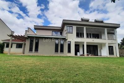 6 Bed Townhouse with En Suite in Lavington - 3