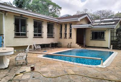 5 Bed House with En Suite in Muthaiga