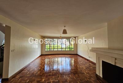 5 Bed Townhouse with En Suite in Lavington