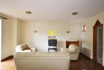 2 Bed Apartment in State House - 3