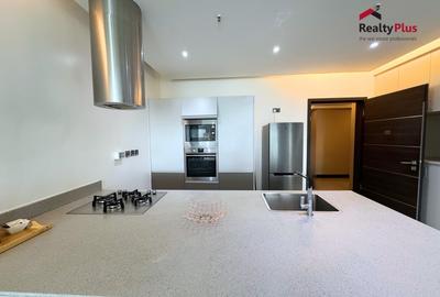 Serviced 1 Bed Apartment with En Suite at Le Marc - 3