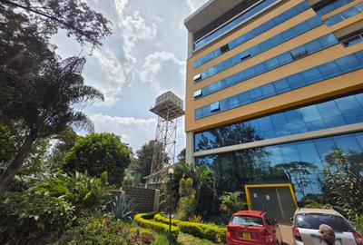 5,082 ft² Office with Service Charge Included at Valley Road - 3