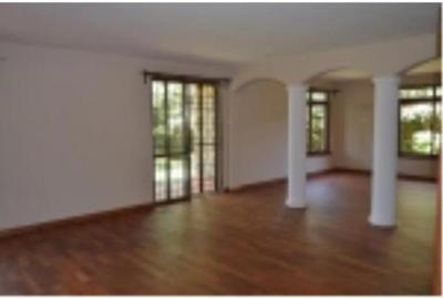 4 Bed Townhouse with En Suite at Lavington Green