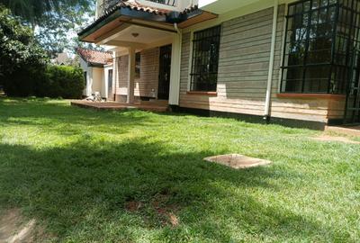 5 Bed House with En Suite in Lavington