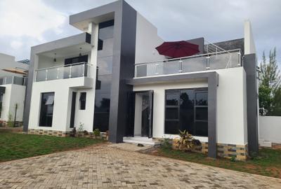 5 Bed House with En Suite at Mugutha