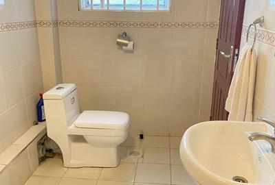5 Bed Villa with En Suite at Mugumo