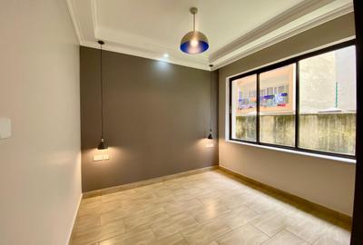 2 Bed Apartment with En Suite in Rhapta Road