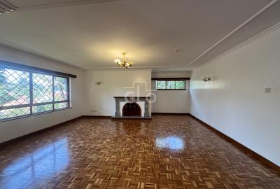6 Bed Townhouse with En Suite in Westlands Area