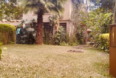 2 Bed Townhouse with En Suite at James Gichuru - 4