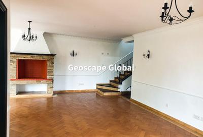 3 Bed Townhouse with En Suite in Spring Valley