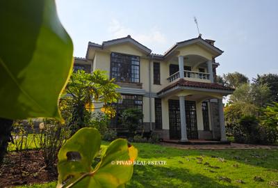 4 Bed Townhouse with En Suite in Rosslyn