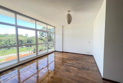 4 Bed Townhouse with En Suite in Lavington