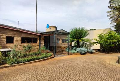 5 Bed Townhouse with En Suite in Kitisuru