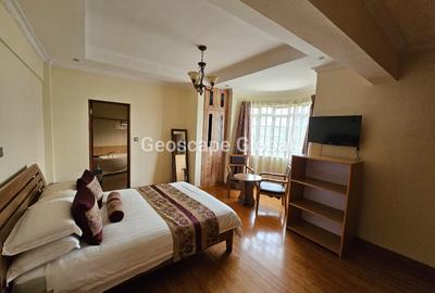 2 Bed House with En Suite in Nyari - 4