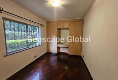 5 Bed House with En Suite in Muthaiga - 4