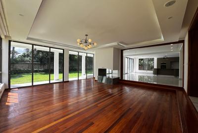 5 Bed Townhouse with En Suite in Karen