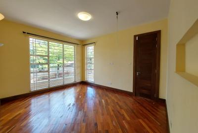 5 Bed House with En Suite at Runda Faith Avenue - 4