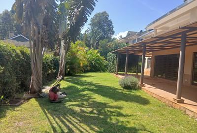 5 Bed Villa with En Suite in Westlands Area - 2