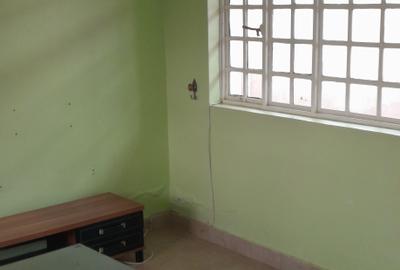 1 Bed House with En Suite at Ridgeways Springs - 4